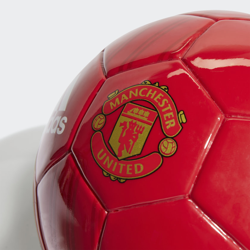 Man u deals soccer ball